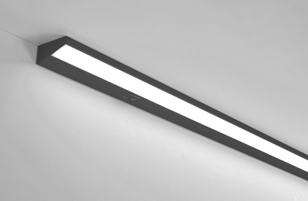 Lichtband Schrägleuchte KombiLED, Schwarz, 450 mm, 8 Watt